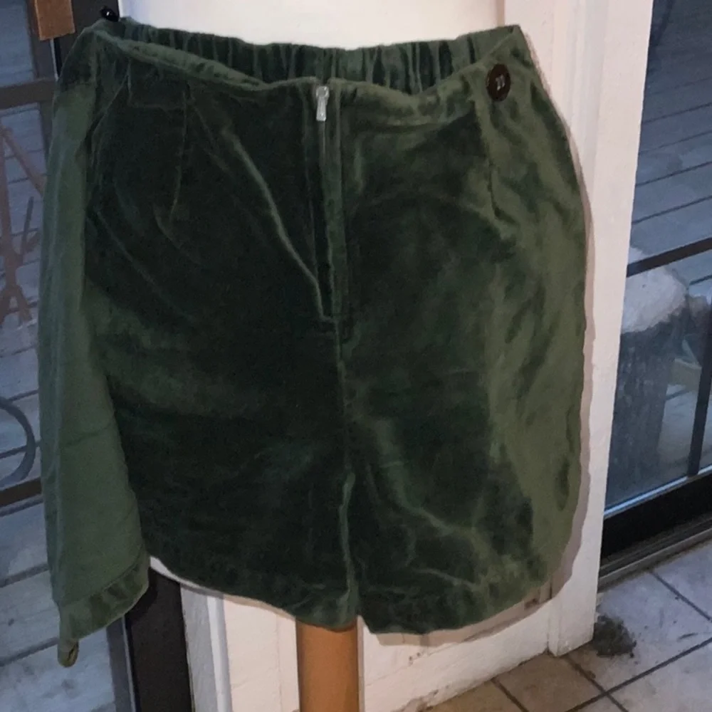 Eagle Eye skirt size 4
